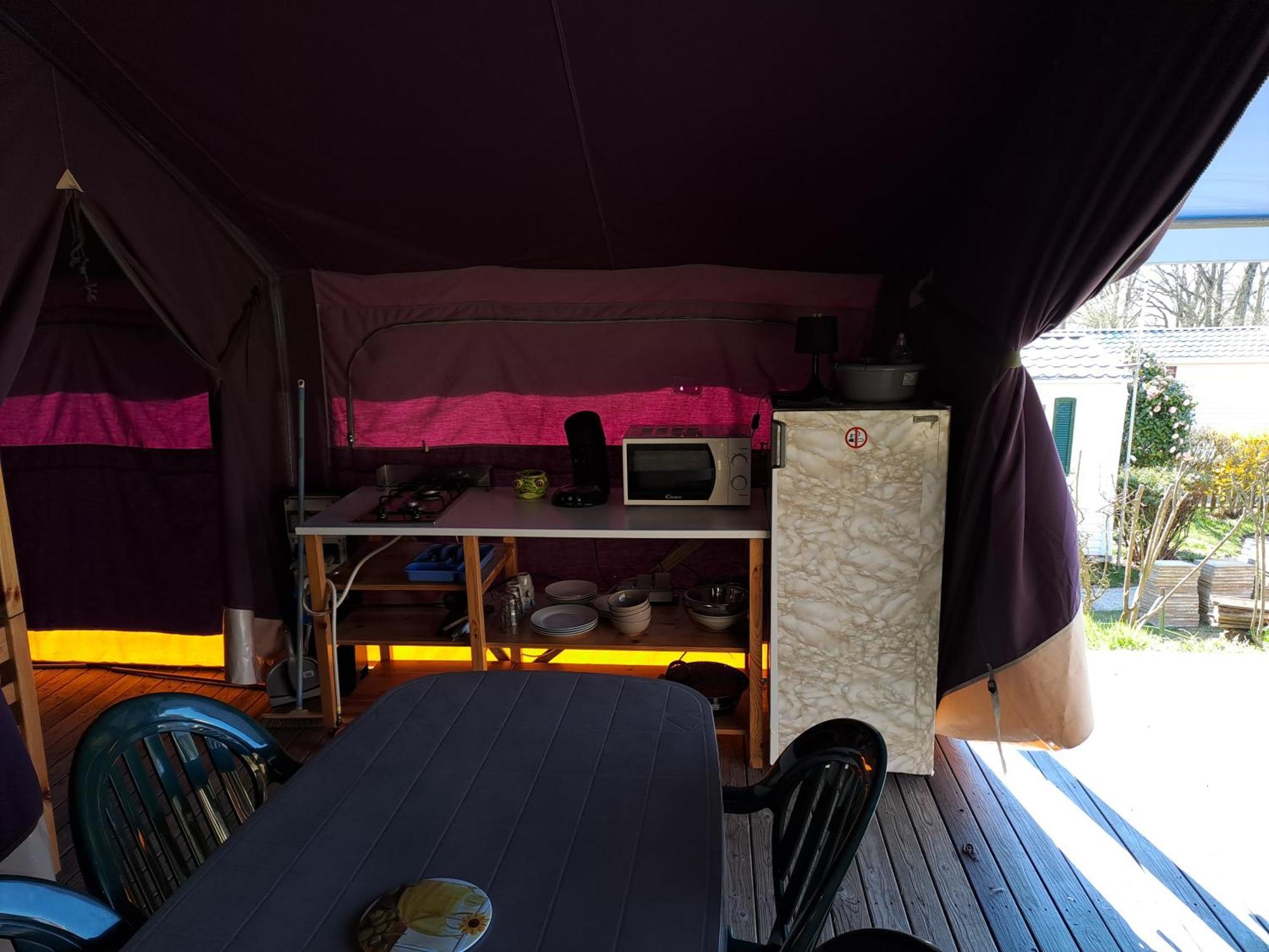 Camping Le Bois Jahan Brunelles ภายนอก รูปภาพ