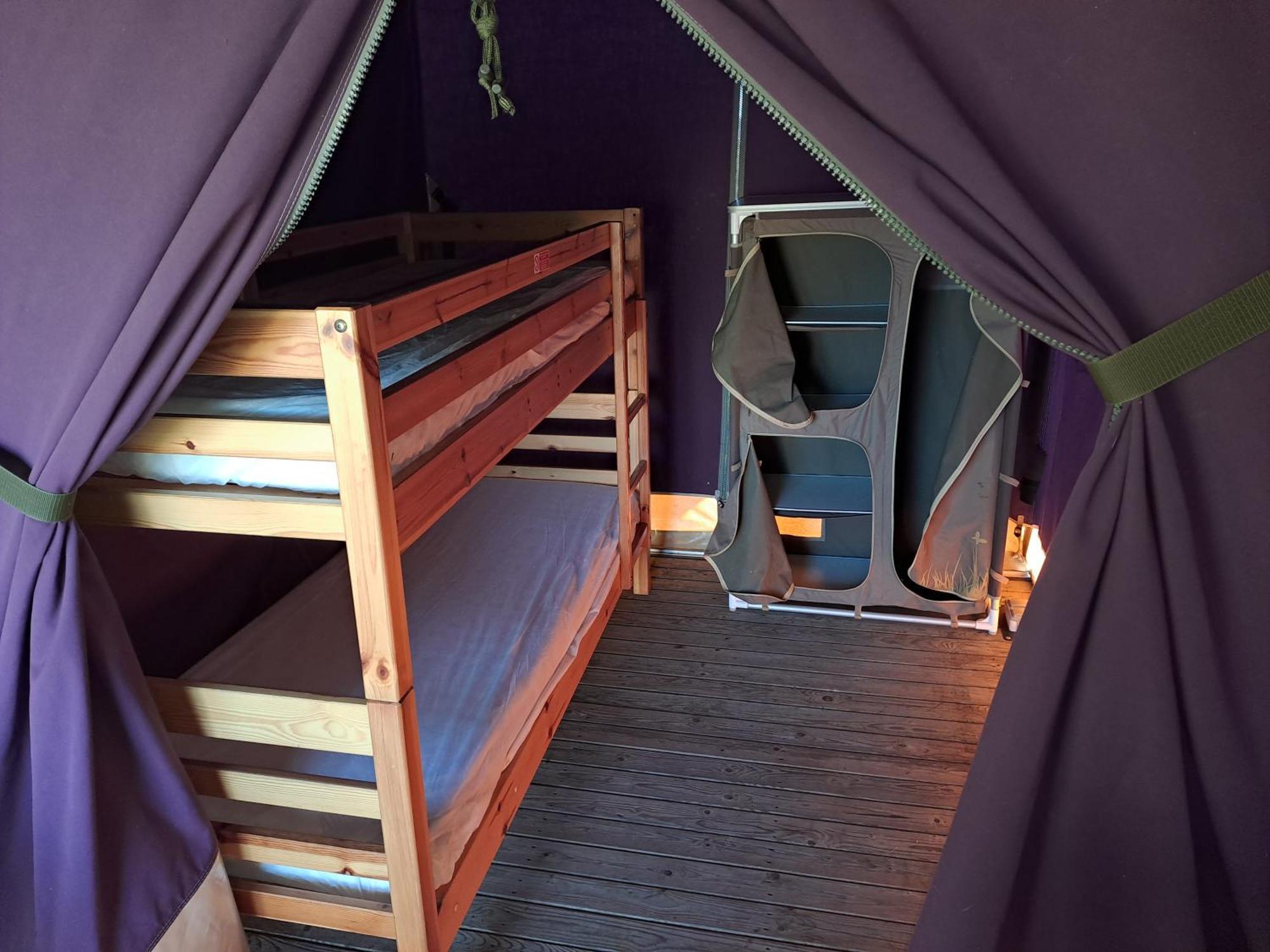Camping Le Bois Jahan Brunelles ภายนอก รูปภาพ