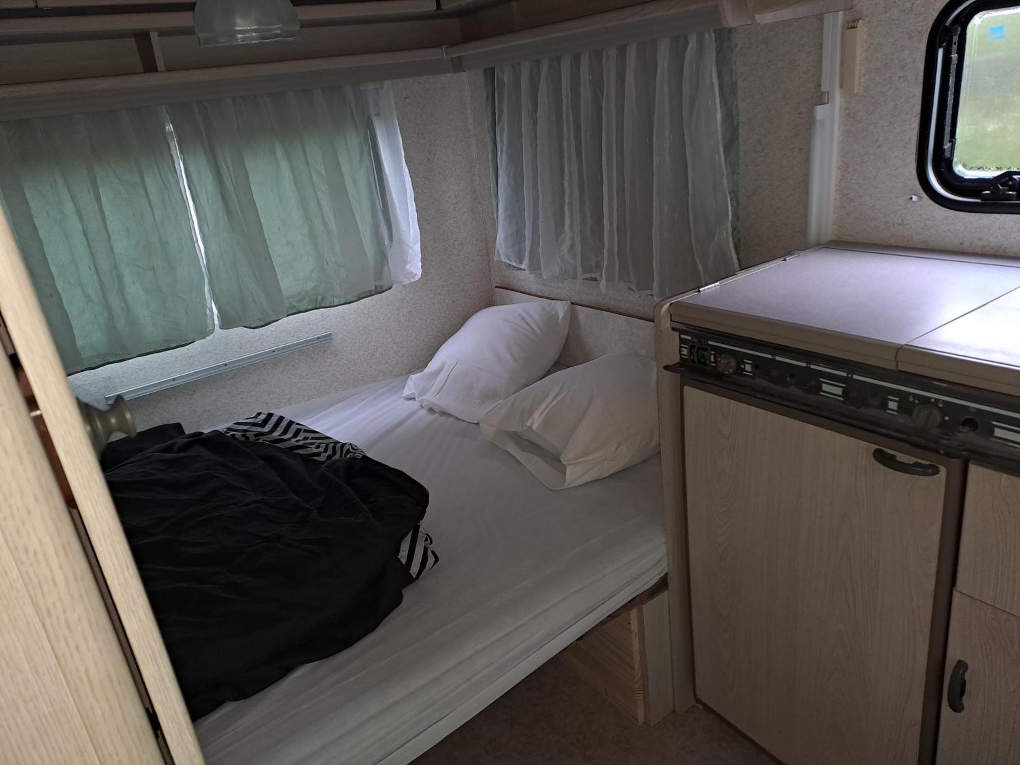 Camping Le Bois Jahan Brunelles ภายนอก รูปภาพ