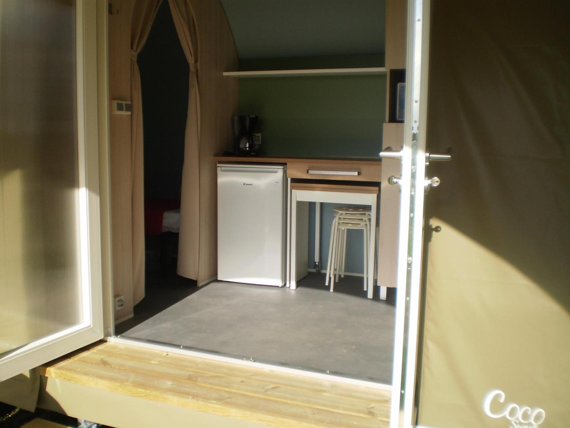 Camping Le Bois Jahan Brunelles ภายนอก รูปภาพ